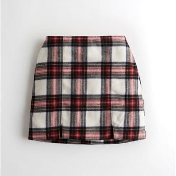 Red Black & White plaid skirt from Hollister - Picture 1 of 1